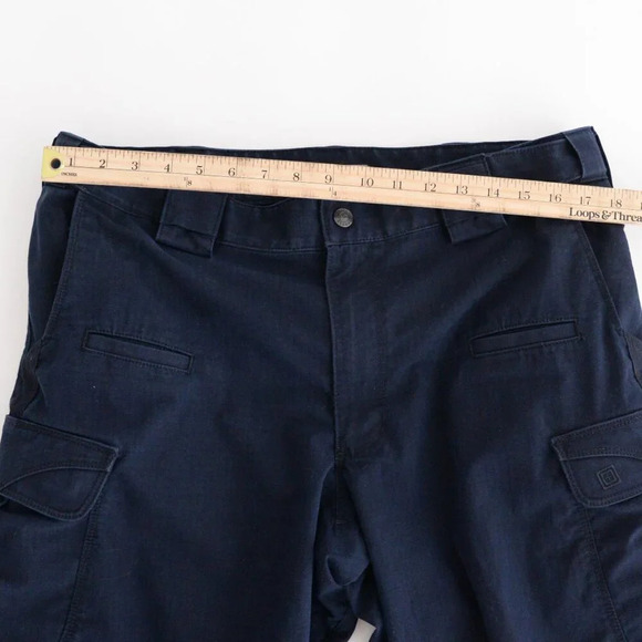 5.11 Tactical Navy  Performance outdoor hunting cargo pants 36x30 - Picture 3 of 14